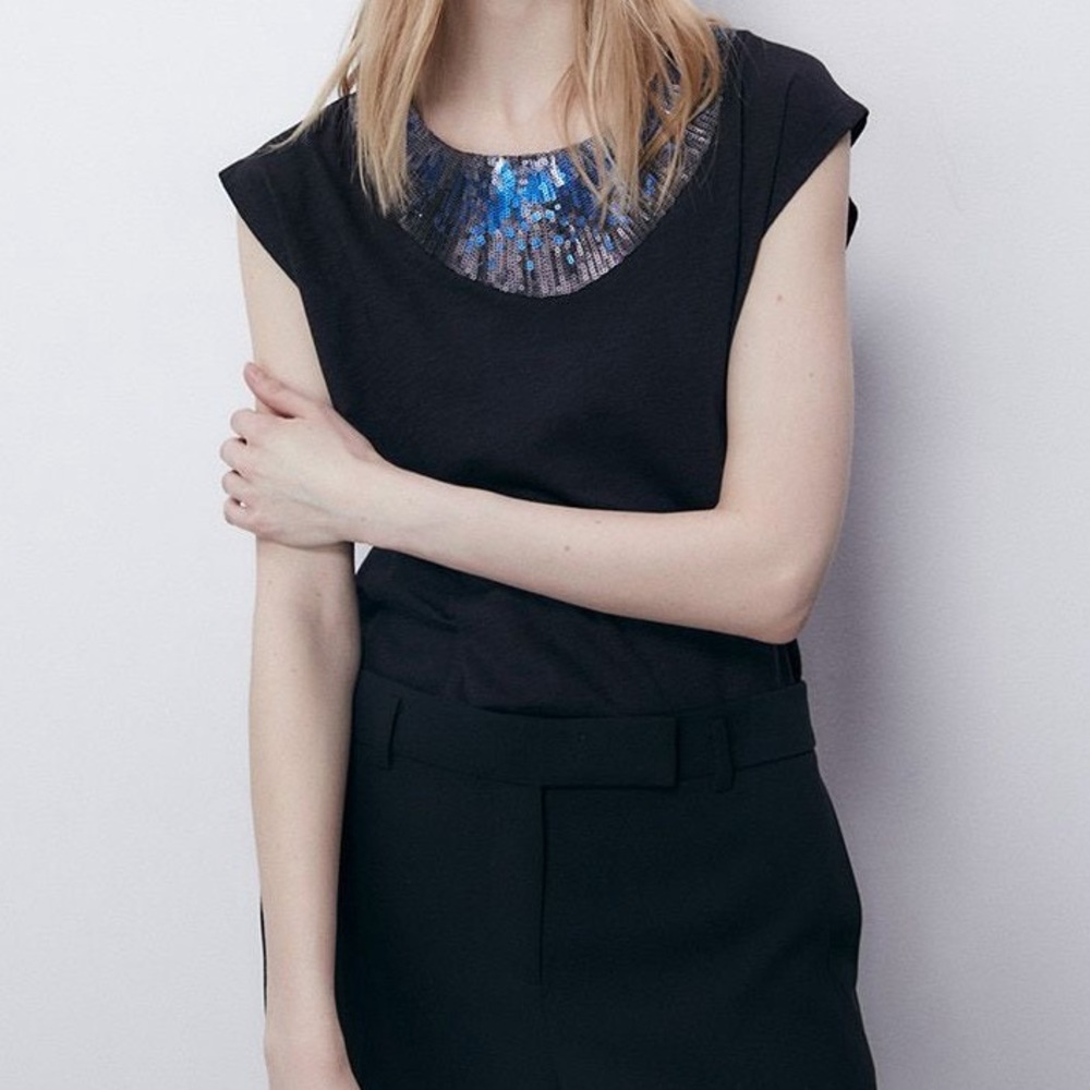 NWT Sequined Collar Blouse